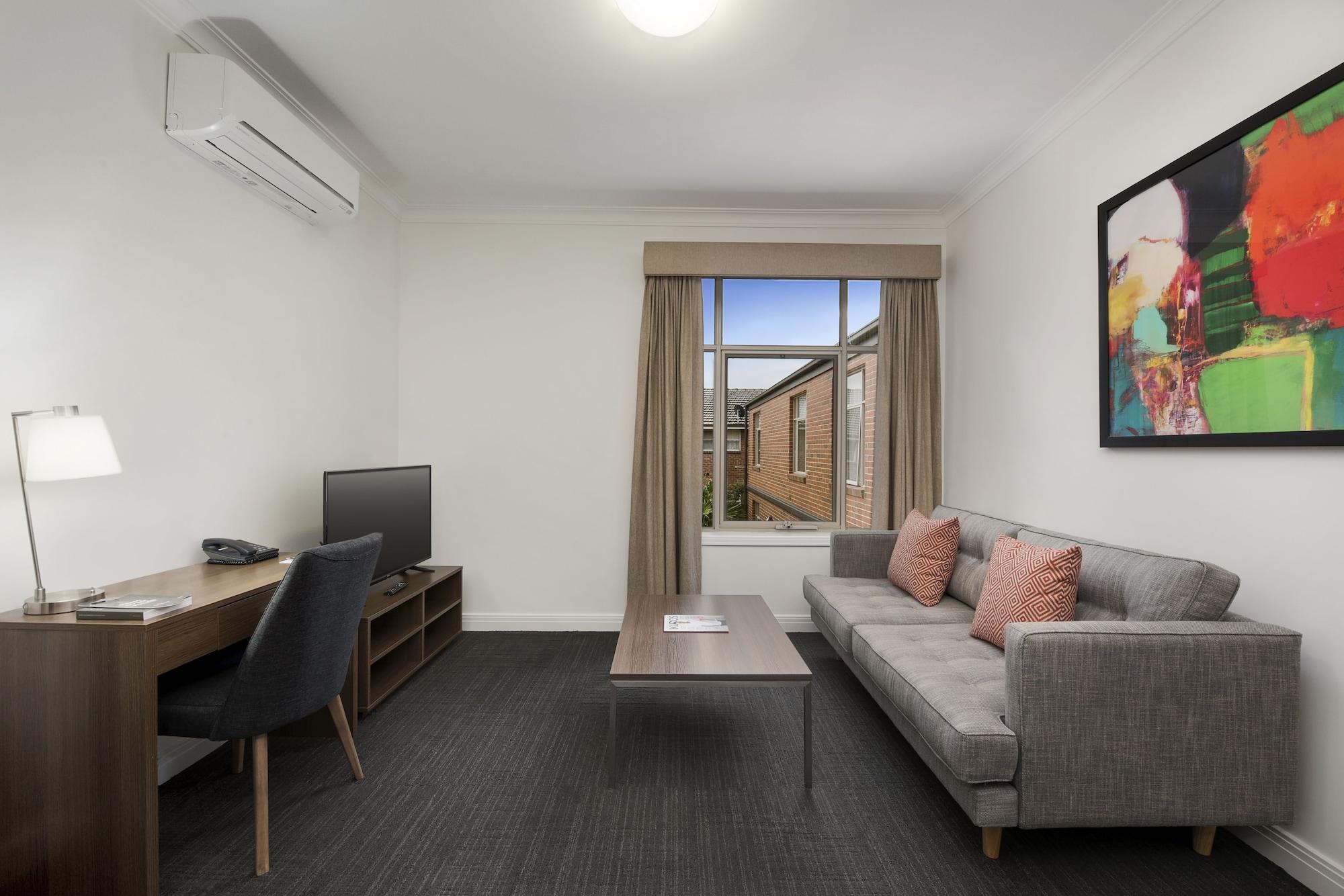 Quest Dandenong Aparthotel Exterior foto